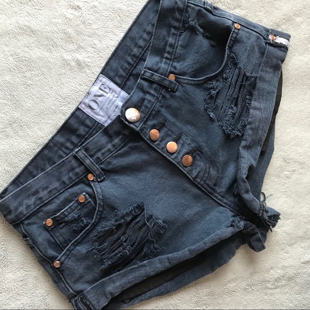 - One Teaspoon Bandits Button Fly Denim Shor…